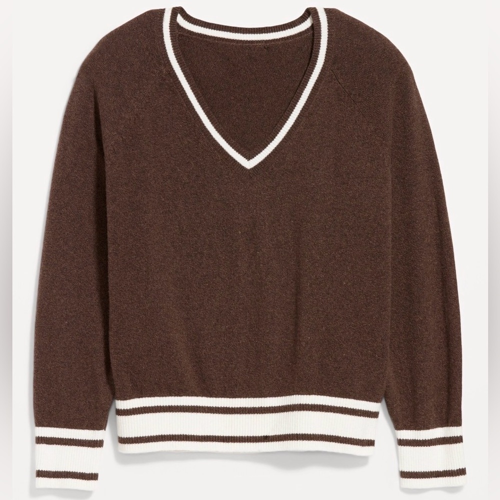 Old Navy SoSoft Loose V-Neck Sweater - Feels Like Cashmere - Warm - Plus Size - Picture 2 of 10